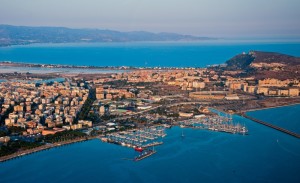 t5_cagliari_cagliari_in_volo_su_cagliari_4e68f70fe5909_20110908_071039