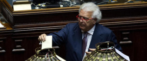 06/11/2014 Roma, seduta congiunta di Camera e Senato per l'elezione di due membri della Corte Costituzionale e un membro laico del Consiglio Superiore della Magistratura. Nella foto Denis Verdini