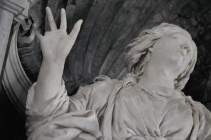 Foto LaPresse - Daniele Leone 01/05/18 Roma ITA Cronaca Roma. Santa Bibiana mutilato il capolavoro di Bernini perde un dito  Nella foto: Uno dei capolavori di Bernini la Santa Bibiana perde un dito durante il ricollocamento sopra l’altare dopo il ritorno dalla Galleria Borghese, Chiesa di Santa Bibiana