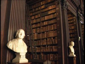 trinity-college-dublin-busto-arte-biblioteca-edificio-pubblico