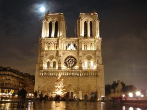 Notre_Dame_de_Paris_03-12-20061